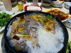 -九寨沟特色牦牛肉汤锅