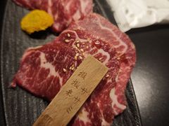 -山川小町·极番烧肉(新地假日广场店)