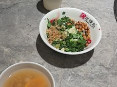 -忘情水鱼头·鲜鱼火锅(滨江中路店)