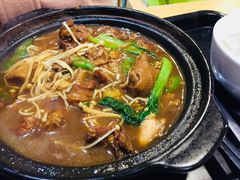 黄焖鸡-铁蛋鸡汤刀削面(金水路店)