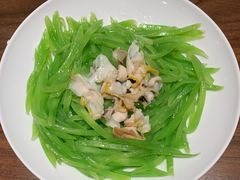 翡翠盐爆螺片-将相和·海鲜蒸饺大连菜