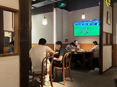 -乔街深夜食堂·小龙虾·高压锅生蚝(杭州总店)