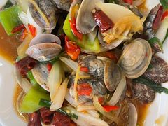 -覃记海鲜美食餐厅