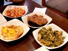 辣肉浇头-东泰祥生煎馆(陕西南路店)