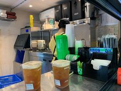 -小柠快跑·手打柠檬茶(万松园店)