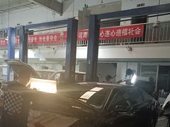 -畅通航行汽车钣金喷漆 无痕修复·局部喷漆