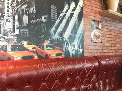 -玛格萝妮比萨屋(陆家浜路店)