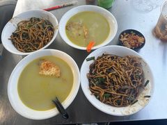 -三百碗宝应长鱼面(板仓街店)