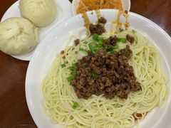 -胡成记口蘑龙眼包子(盐道街店)