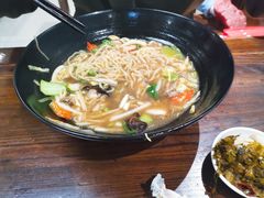 杂烩-南岳面馆(南门小街店)