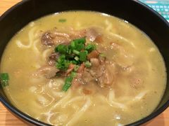 -诚铭记·虾仁汤包·成都小吃(融创店)