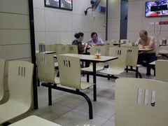 -江三王记牛杂馆(总店)