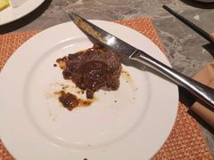 牛排-松咖啡自助餐厅·松北香格里拉