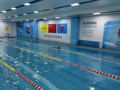 -宝德龙游泳健身