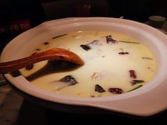 铁棍山药炖江团鱼-掌柜的店·河南菜(日月光店)