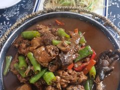 -八两八金·莱芜特色炒鸡(市南漳浦路店)