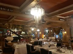 -火车头法国西餐厅