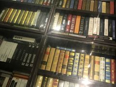 -钟书阁(松江泰晤士小镇店)