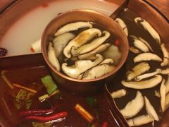 -滇釜火锅·能喝汤的火锅(车公庄店)