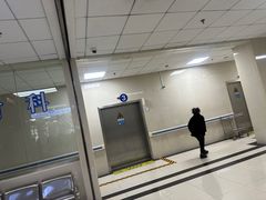 -上海市松江区泗泾医院