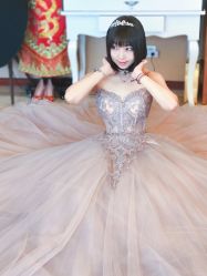 -拉瑞娜LaReine婚纱礼服高级定制