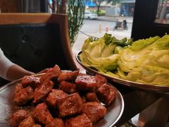 -韩烧牛中牛·甄选黑牛烤肉(黑金店)