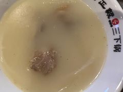 -富正毅三下锅·湘西韵味(天门山索道店)