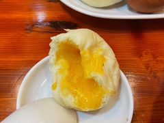 爆汁流沙包-老陶包子铺(南大西南村店)