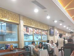 -汗腾格里·风味餐厅(新疆驻京办店)