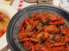 -肥肥虾庄·金牌油焖大虾(汉街SKP店)
