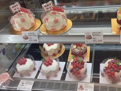 -花花卷卷·鲜食蛋糕(静安久光百货店)