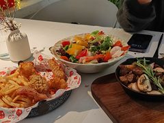 -春树下·树屋花房西餐厅(罍街AS1980店)