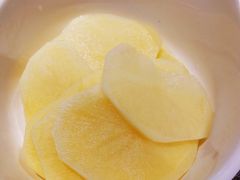 土豆片-·缸桶屋·韩式牛肋条自助烤肉(西湖D11店)