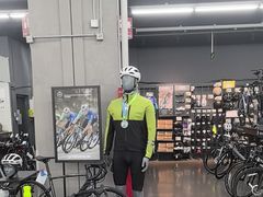 -迪卡侬(越秀公园店)