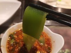 -尚尚仙·酸汤猪手·猪肚鸡火锅(华联万柳购物中心店)