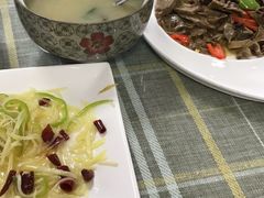 -天天向上素食餐厅(五台山店)