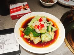 刮皮黄瓜-老佛爷铜炉蛙锅(东门老街店)
