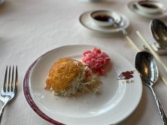 炸酿鲜蟹盖-天龙轩(香港丽思卡尔顿酒店)