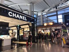 -关西国际机场直营免税店