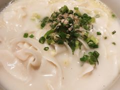 鱼汤手擀面-南京大牌档(三阳广场苏宁店)