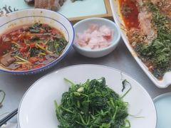 -有红鸡毛店·川菜(建设路店)