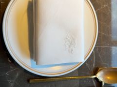 -新荣记(BFC外滩金融中心店)