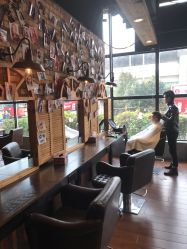 -PE SALON