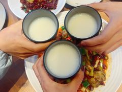 -临界音乐酒馆·小龙虾·江湖菜(华熙LIVE·鱼洞店)