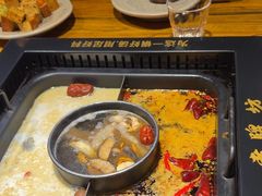 -老牌坊云南鱼豆花火锅(嵩山店)