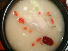 滋补参鸡汤-鑫日千里马朝鲜族小馆(总店)