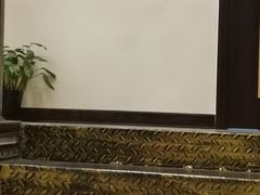 -莱仪堂艾灸经络养生馆(宜川路店)