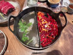 草本鸳鸯锅-盡膳口福跷脚牛肉火锅(晶耀前滩店)