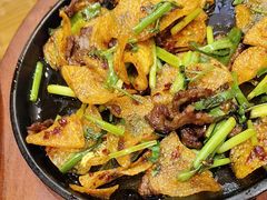 铁板土豆煎牛肉-长寿参鸡汤(朝韩风情街店)