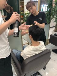 -悦Salon发型设计